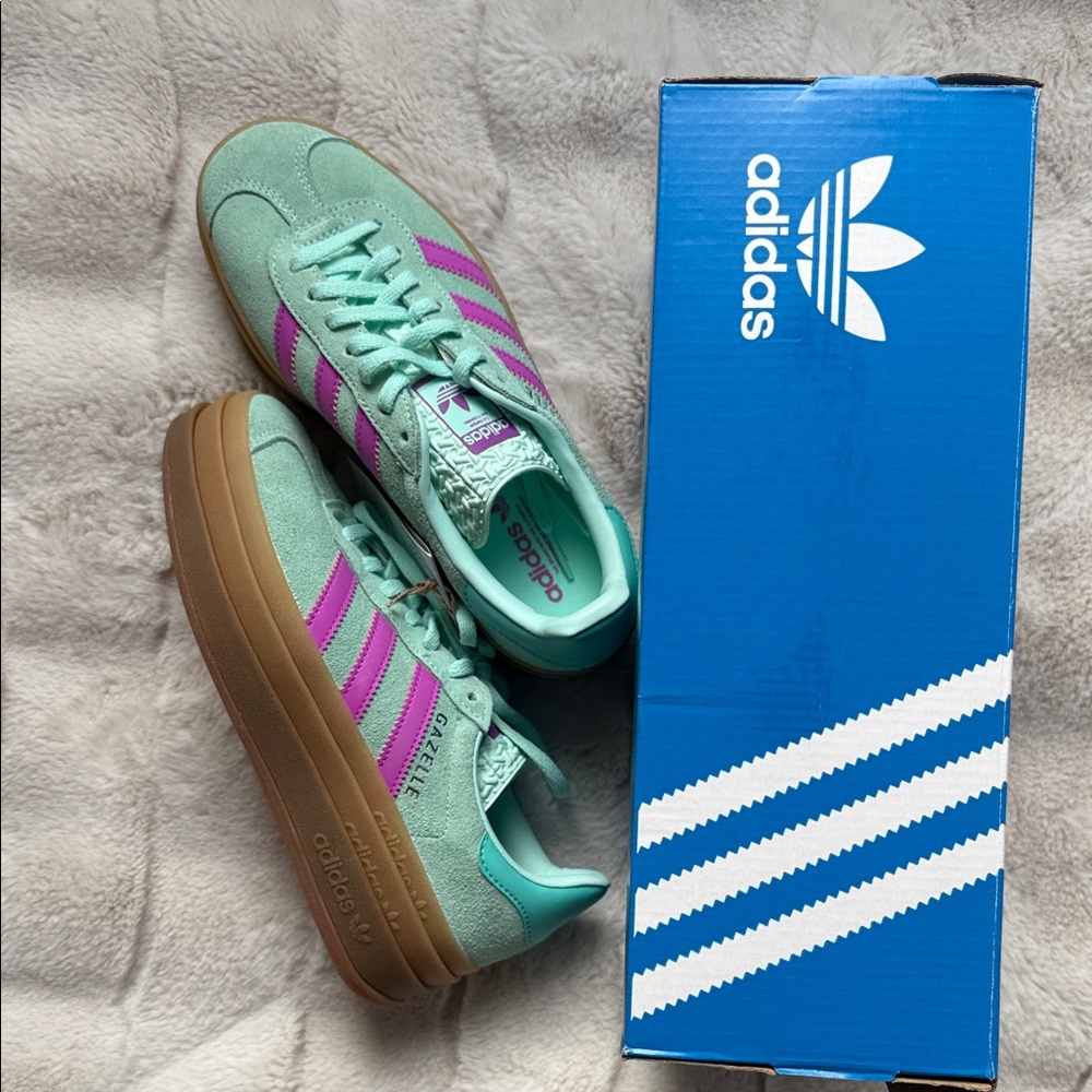 Adidas Women's Mint and Magenta Sneakers